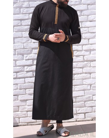 Qamis Long Eminence - Noir broderie Doré - Qabail