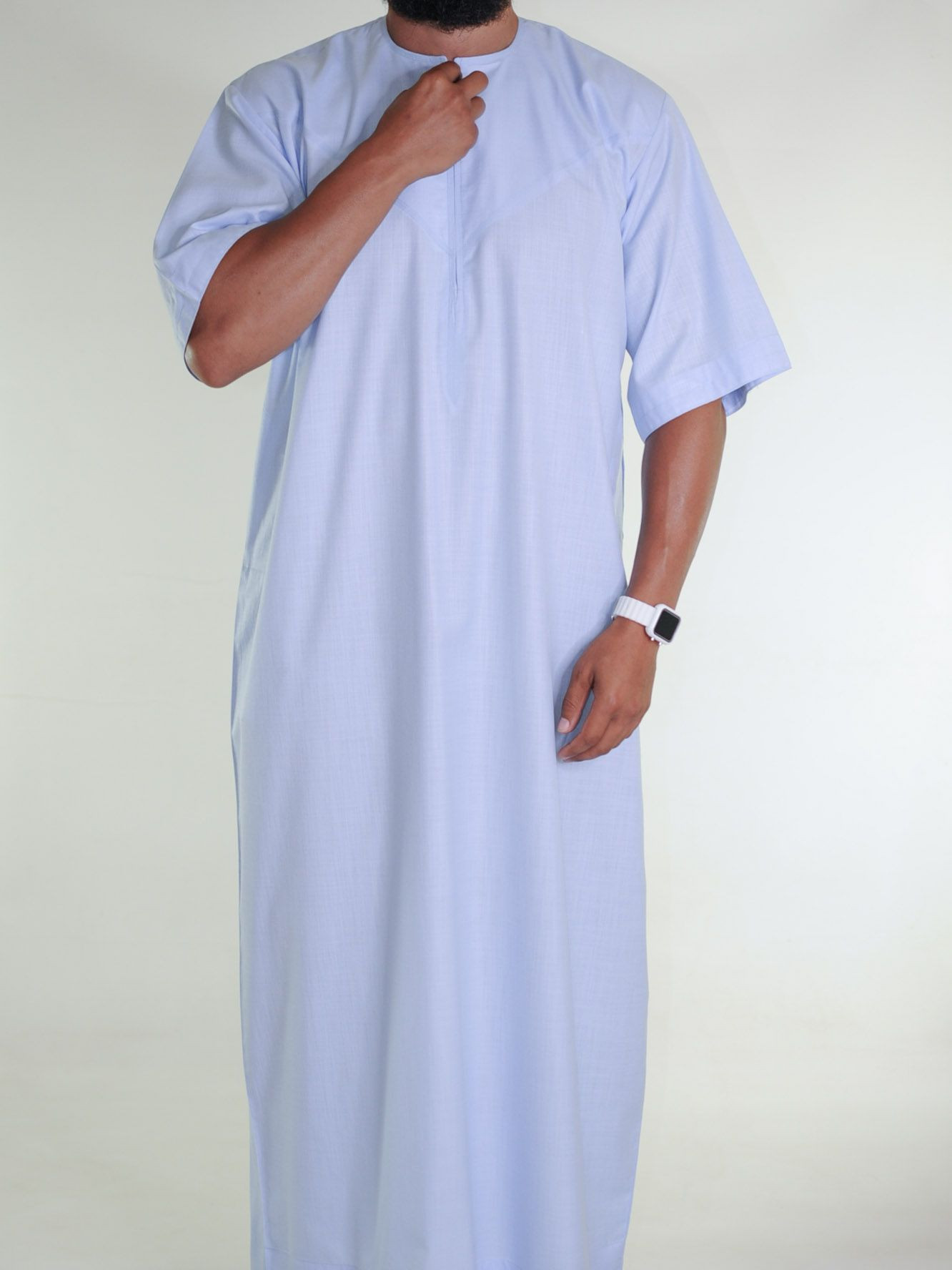 Qamis emirati en lin manches courtes bleu clair