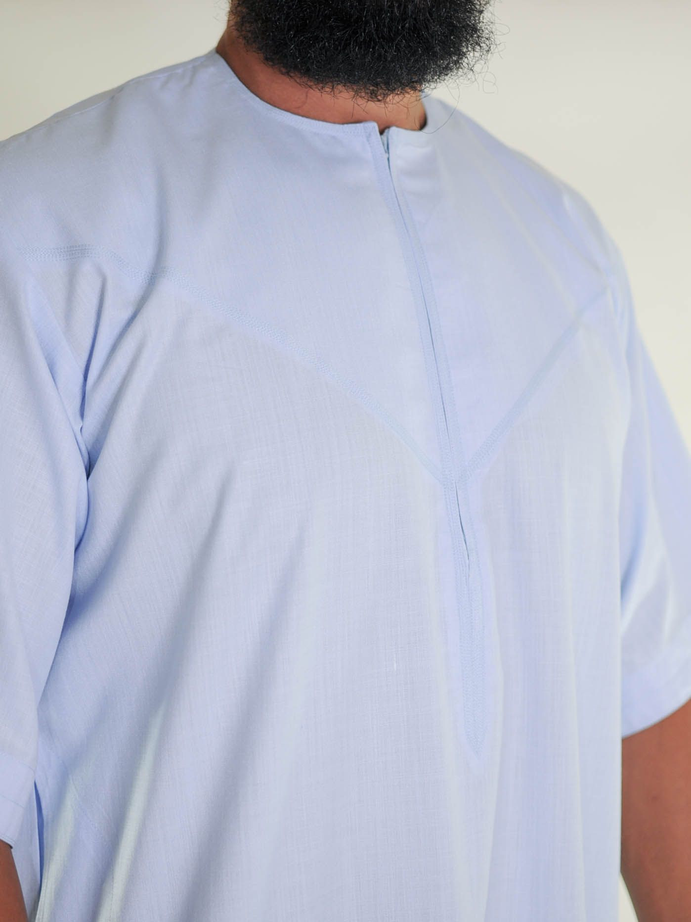 Qamis emirati en lin manches courtes bleu clair