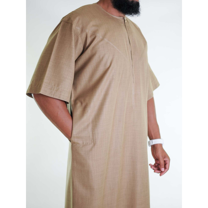 Qamis emirati en lin manches courtes beige foncé
