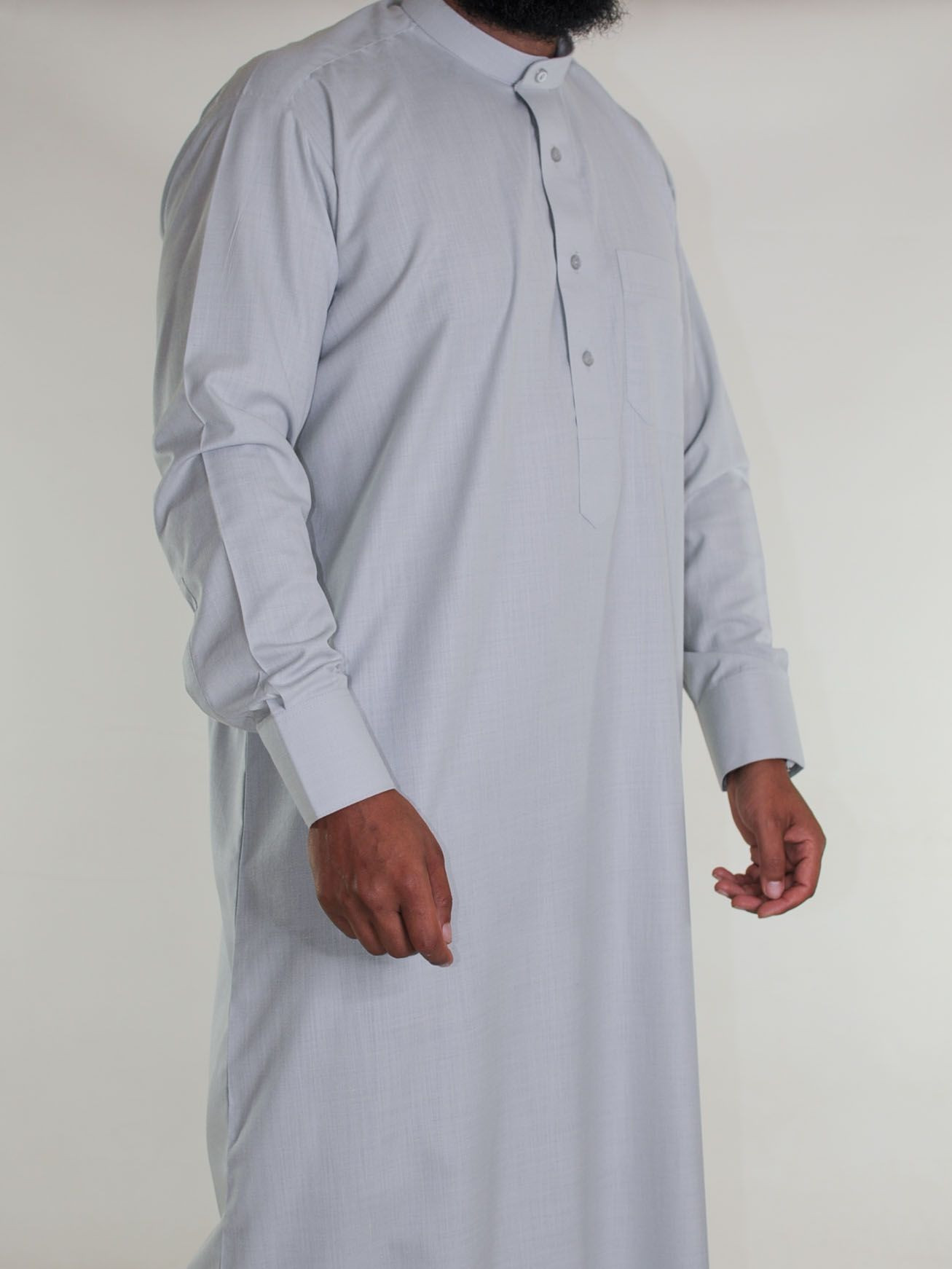 Qamis saoudien en lin - gris clair