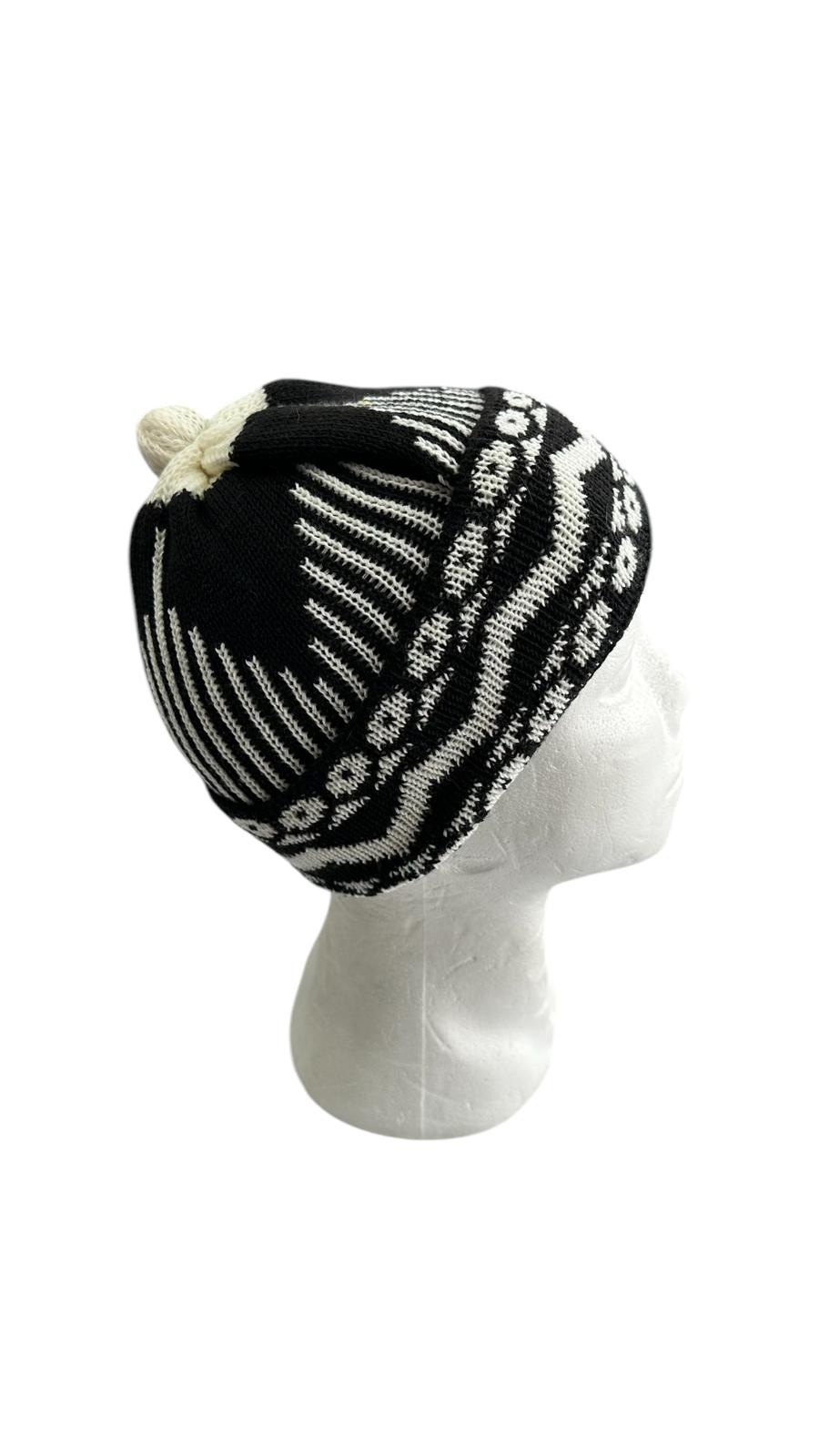 Bonnet africain noir