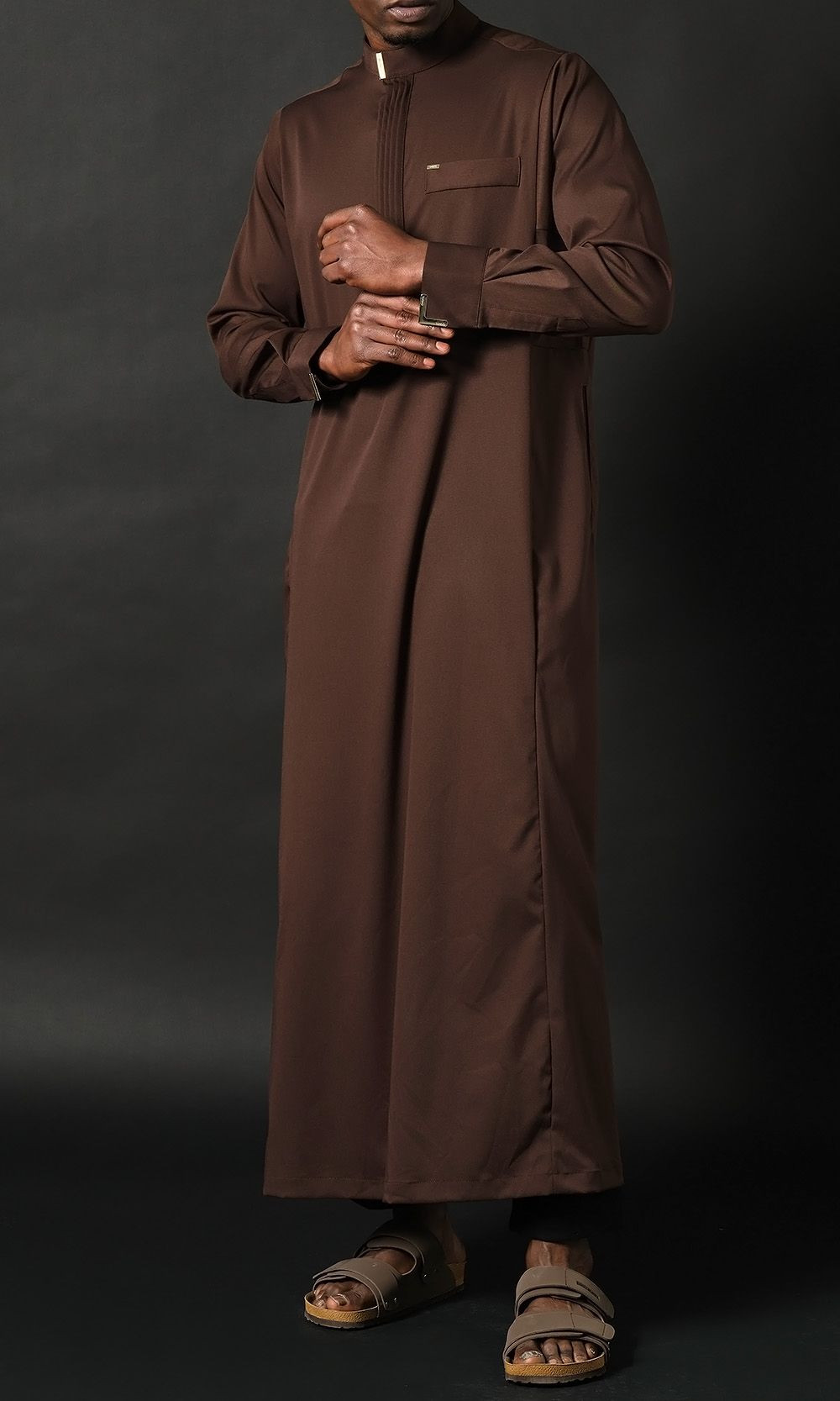 Qamis Long Eminence - Noir broderie Doré - Qabail