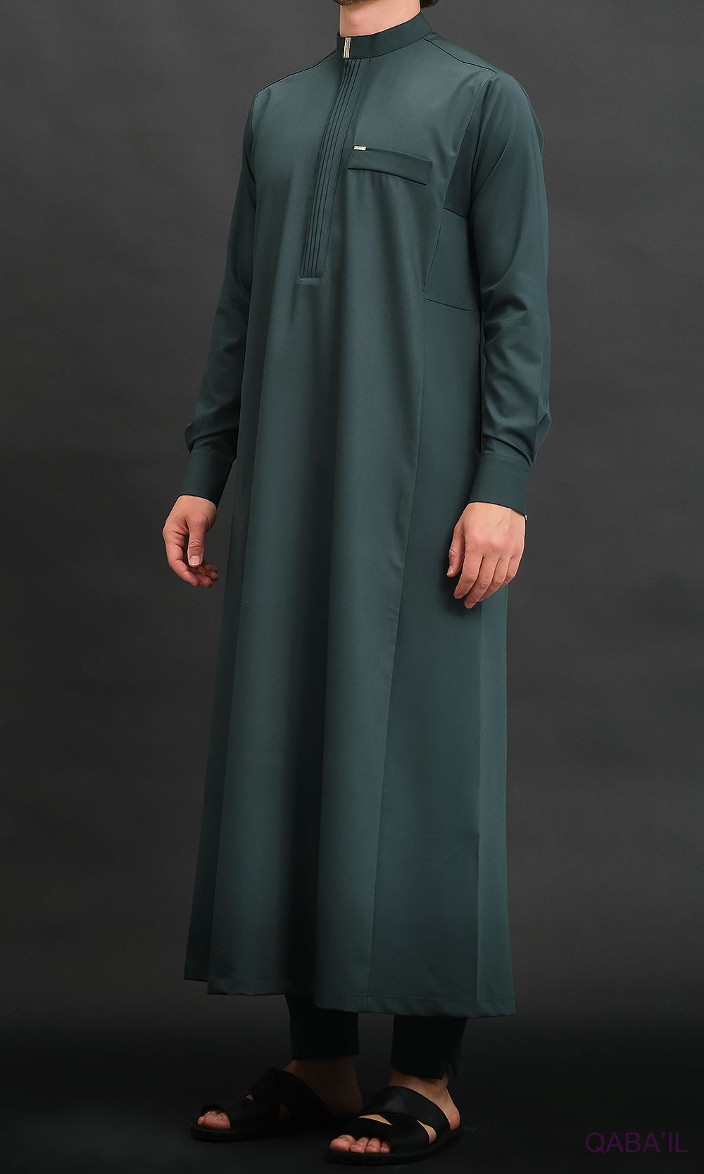 Qamis Long Eminence - Noir broderie Doré - Qabail