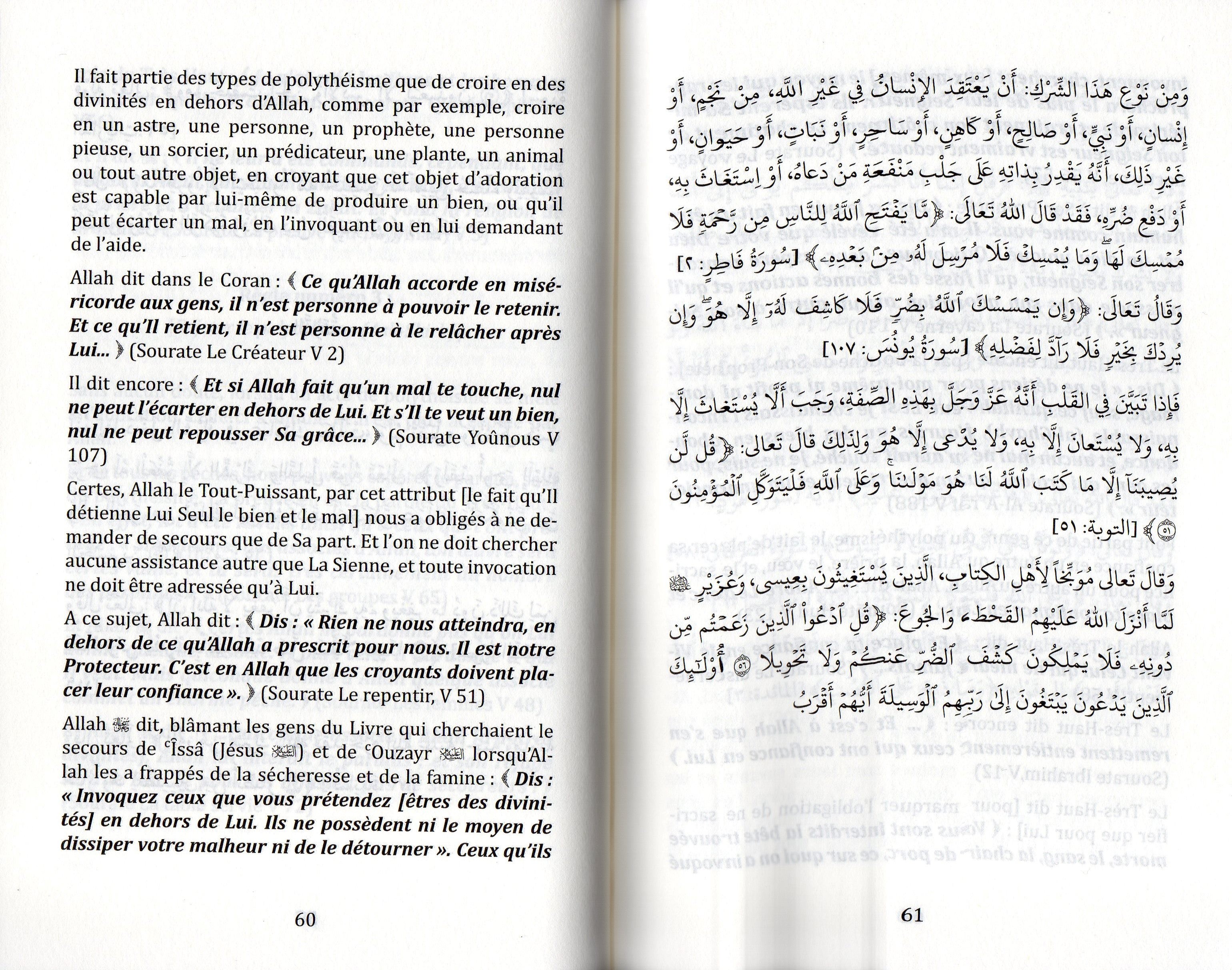 TROIS LIVRES DANS LA CROYANCE