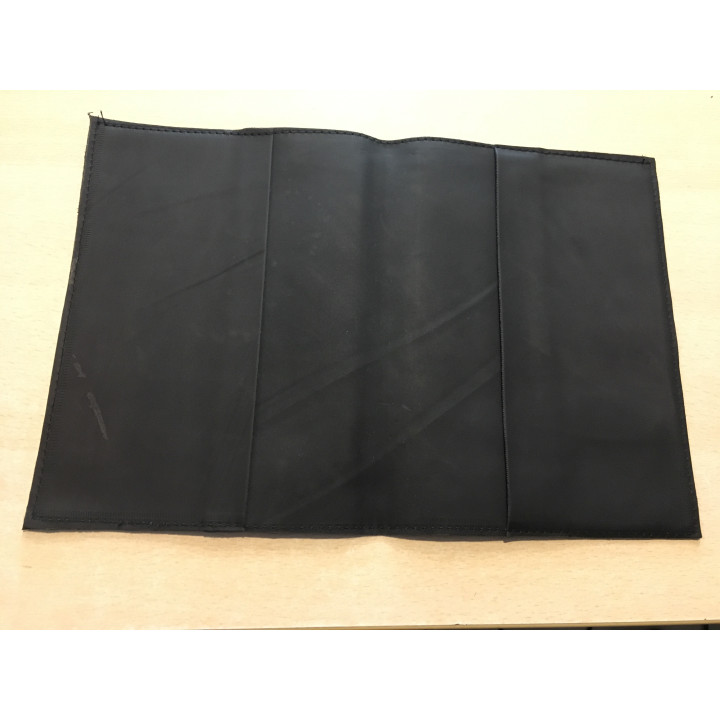 Protège Coran - taille moyenne  20 x 14.5 - simili cuir - noir